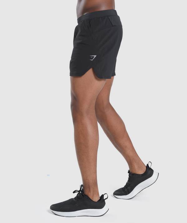 Panske Šortky Gymshark Speed Evolve 5" Čierne | HO0429871